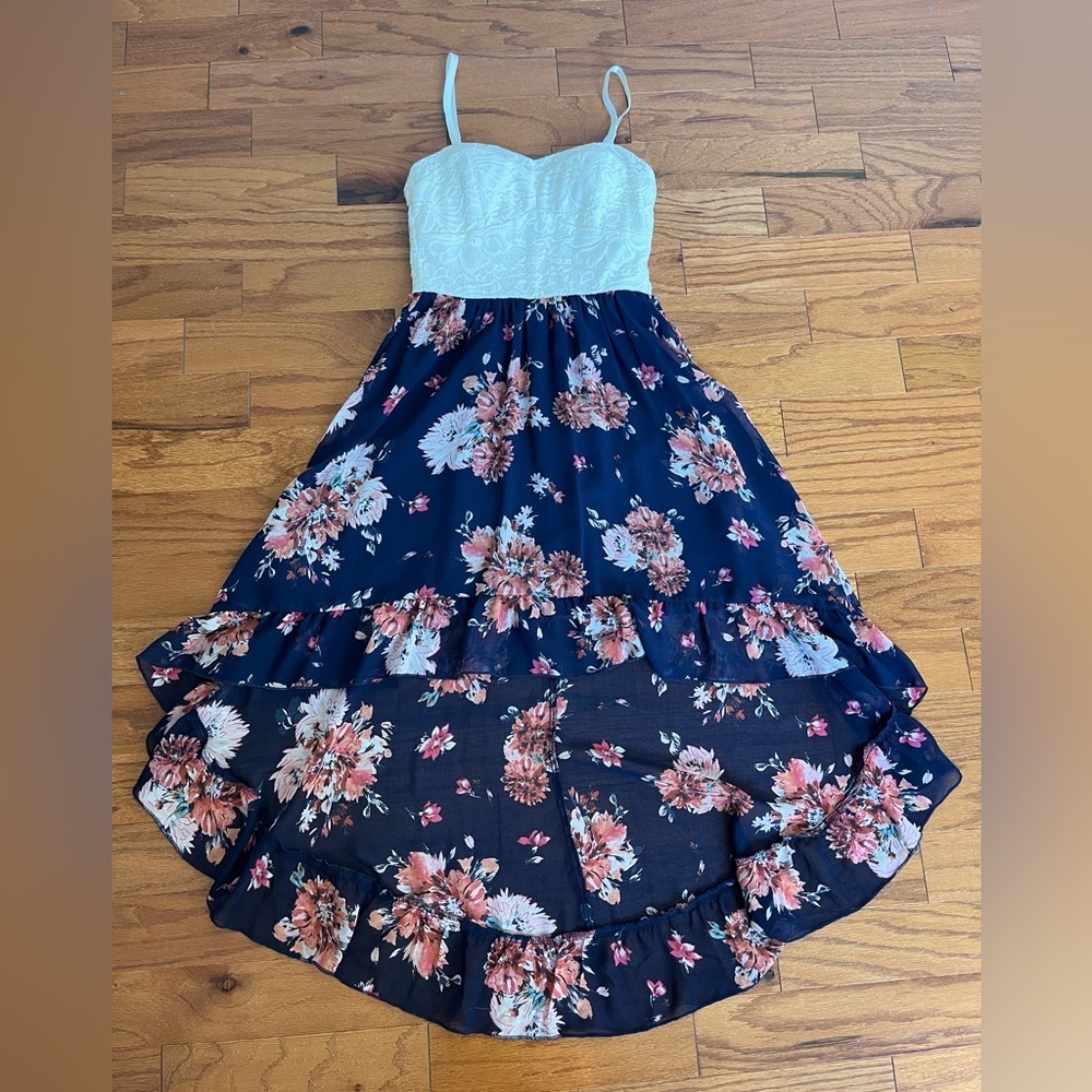 Gorgeous size small high low floral print dress
